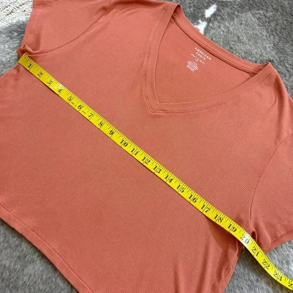 AE Soft & Sexy Cropped V-Neck T-Shirt - Picture 11 of 11